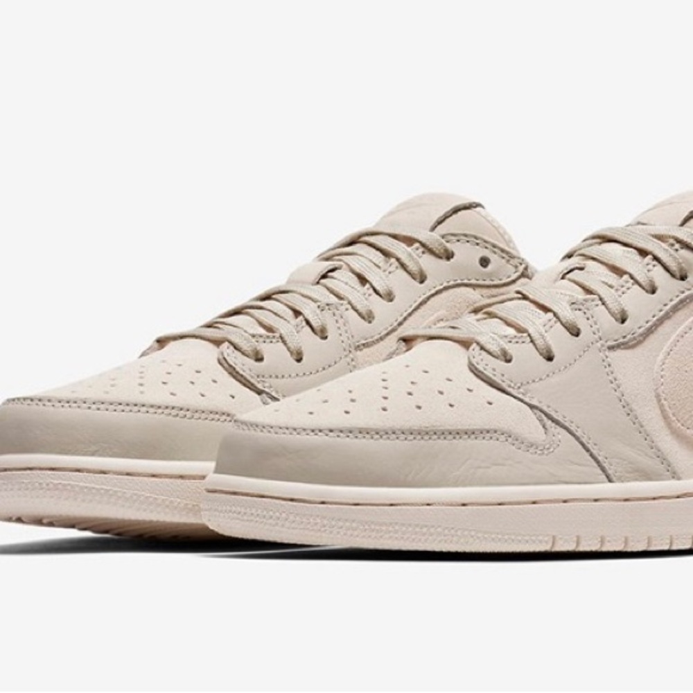 Low Jordan 1s